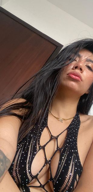 Model - Abby Gray deepthroat