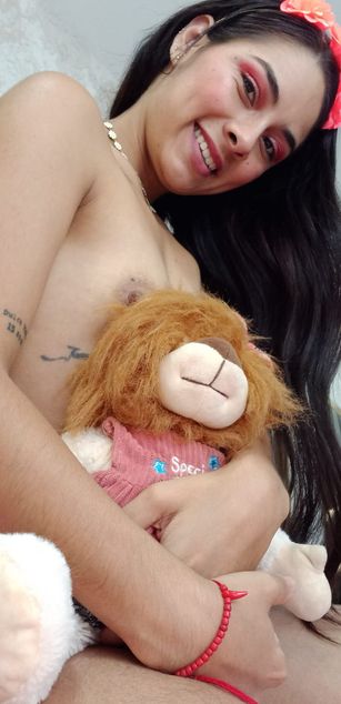 Model - NicoleEsposito deepthroat