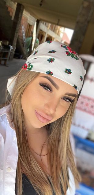 Model - AnnaSage blowjob