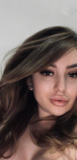 Model - AnnaSage blowjob