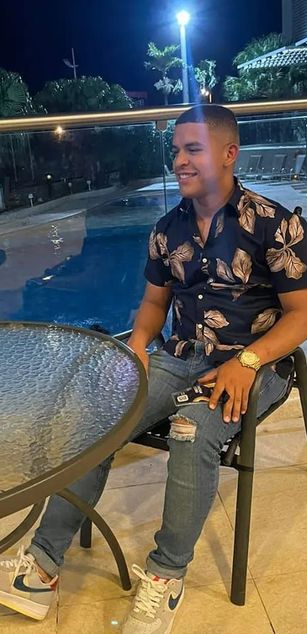 Model - maximo pareja