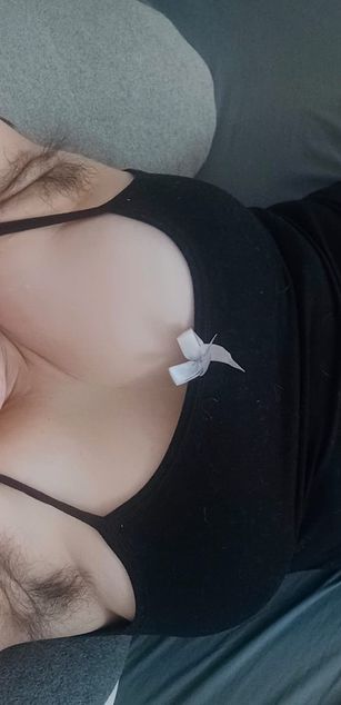 Model - Carmen Carmesi dirtytalk