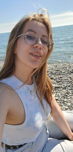 Model - Allison girl