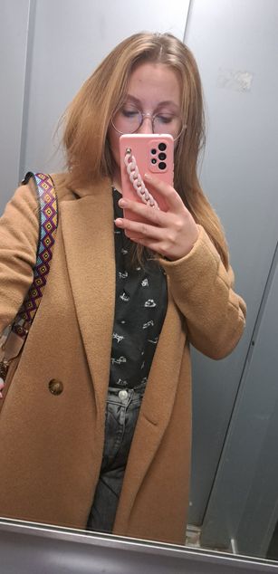 Model - Allison girl