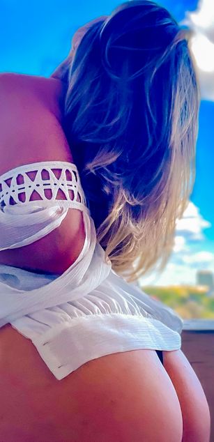 Model - Joanna roleplay