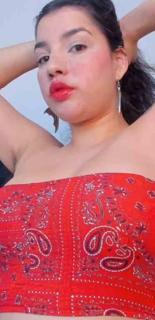 Model - Carmen Carmesi dirtytalk