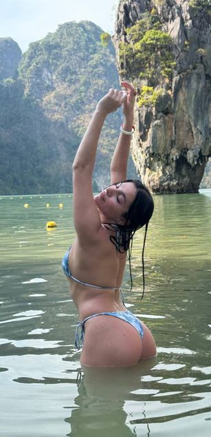 Model - Jessiexxi dirtytalk