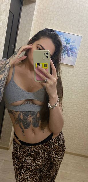 Model - NaomiLisss dp