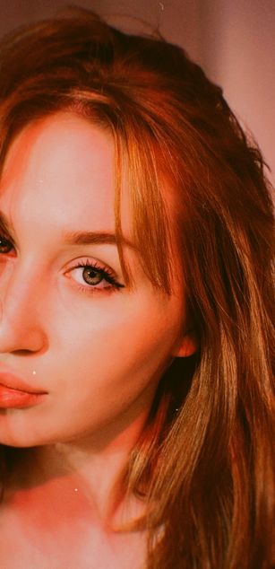 Model - Lola Shirley roleplay