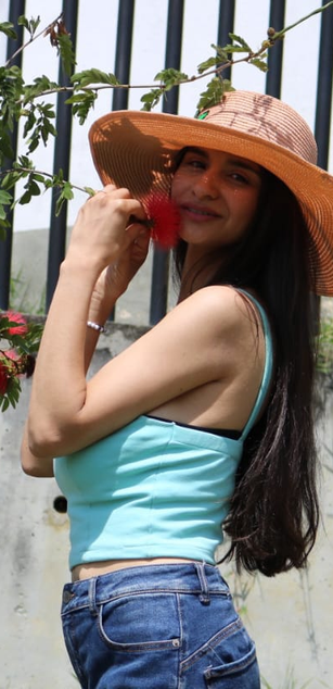 Model - Valen Hops deepthroat