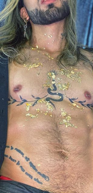 Model - George domination