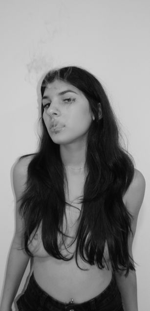 Model - LucyPurple sexy