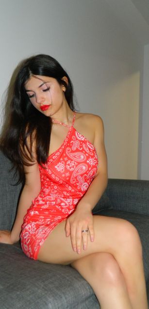 Model - LucyPurple sexy