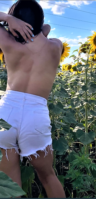 Model - Vlada blowjob