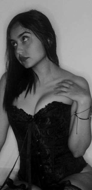 Model - Shannon girl