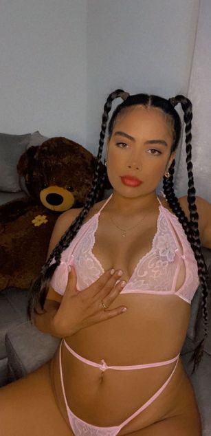 Model - AnnaKroes ass