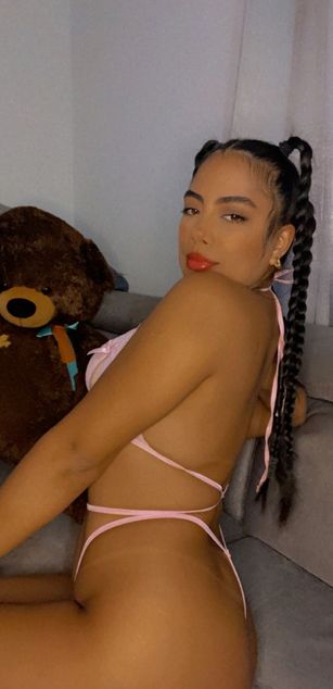 Model - AnnaKroes ass