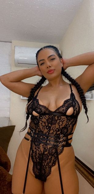 Model - AnnaKroes ass