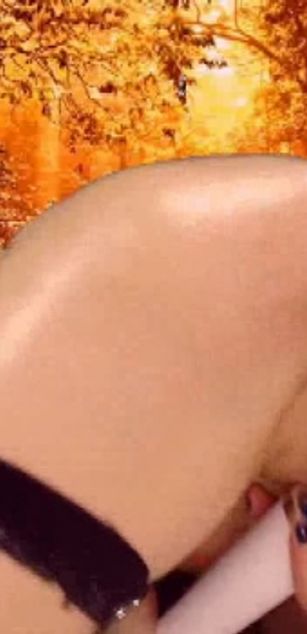 Model - LeilaHot69 ass