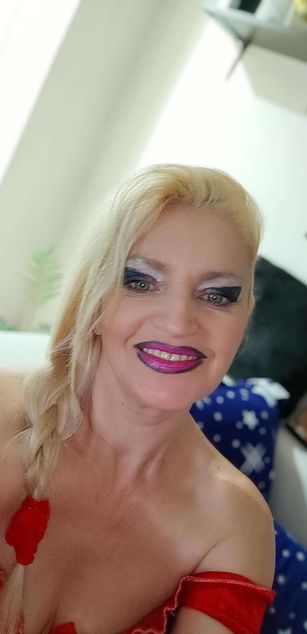 Model - LeilaHot69 ass