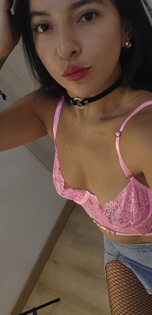 Model - WonderWoman heels