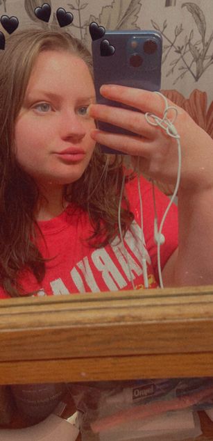 Model - Hailey Lovex girl