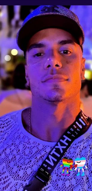 Model - Fernando Ferraz nipples