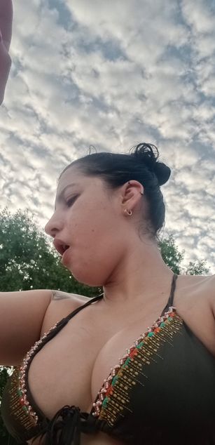 Model - Carmen Carmesi dirtytalk