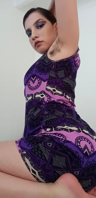 Model - Carmen Carmesi dirtytalk