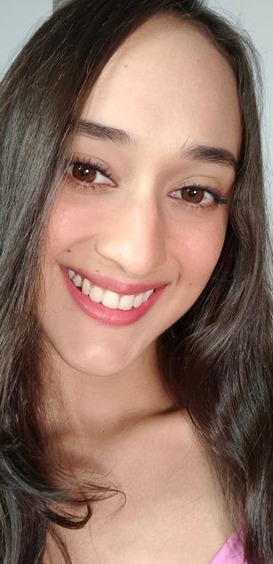 Model - Sylvie Gomez deepthroat