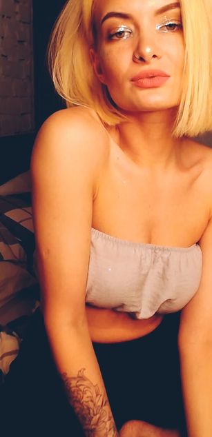 Model - Miss Sonya findom