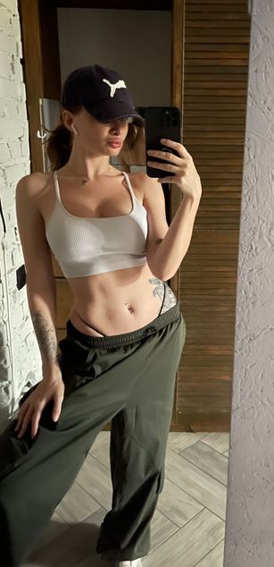 Model - Miss Sonya findom