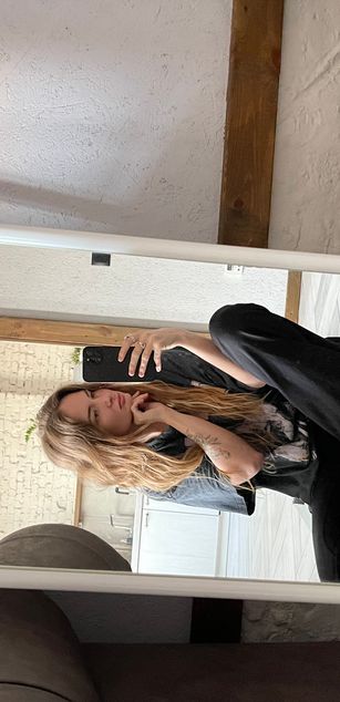 Model - Miss Sonya findom