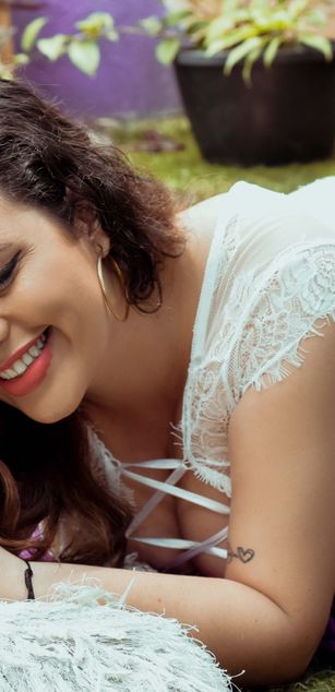 Model - Susan Miller curvy