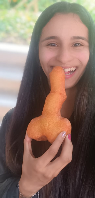 Model - Valen Hops deepthroat