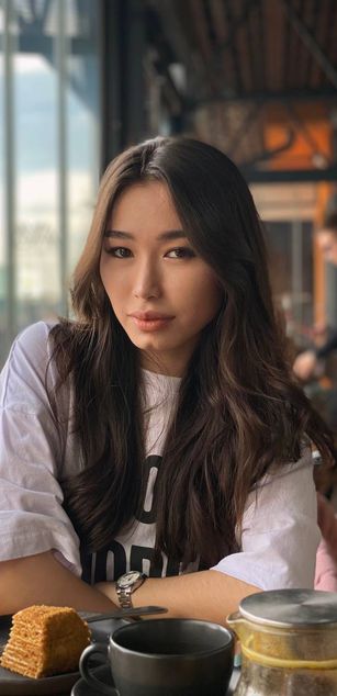 Model - sensualily cute