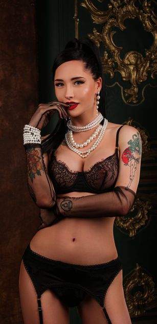 Model - Eva Borisova deepthroat