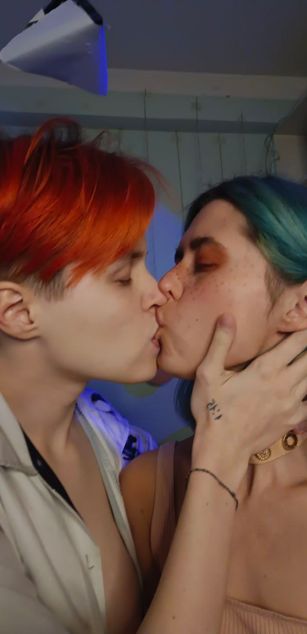 Model - Sophie and Ruby toys