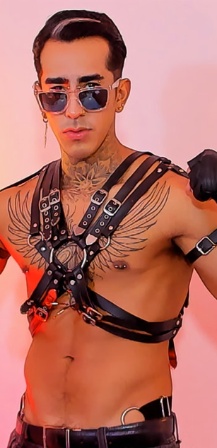 Model - Donovan feet