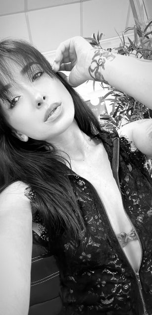 Model - katlyn heels