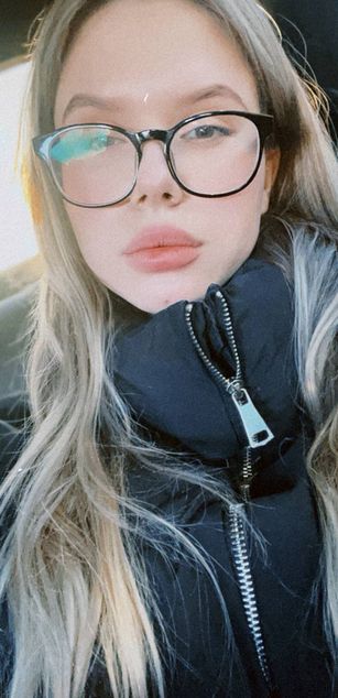 Model - Octavia_ heels