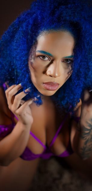 Model - Angelik Blue bigass