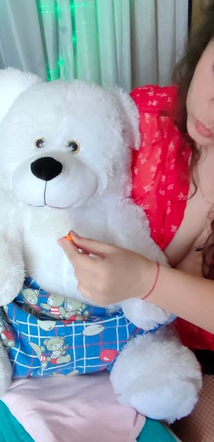 Model - Karina Hart roleplay