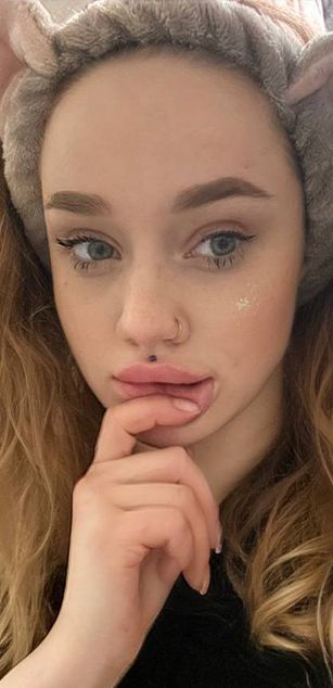 Model - FionaPowerpuff deepthroat