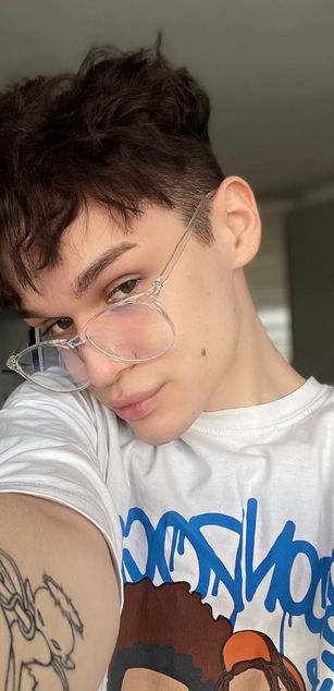 Model - SailerDiaz teen