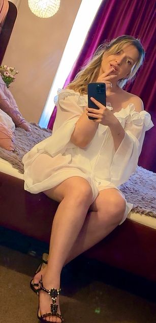 Model - Joanna roleplay