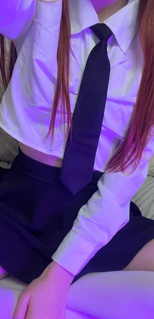 Model - Pretty Betty deepthroat