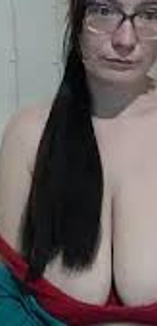 Model - NinaCherry toys