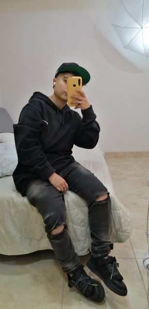 Model - Nicolai dirtytalk