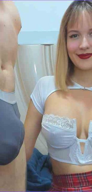 Model - Gabrielle cum